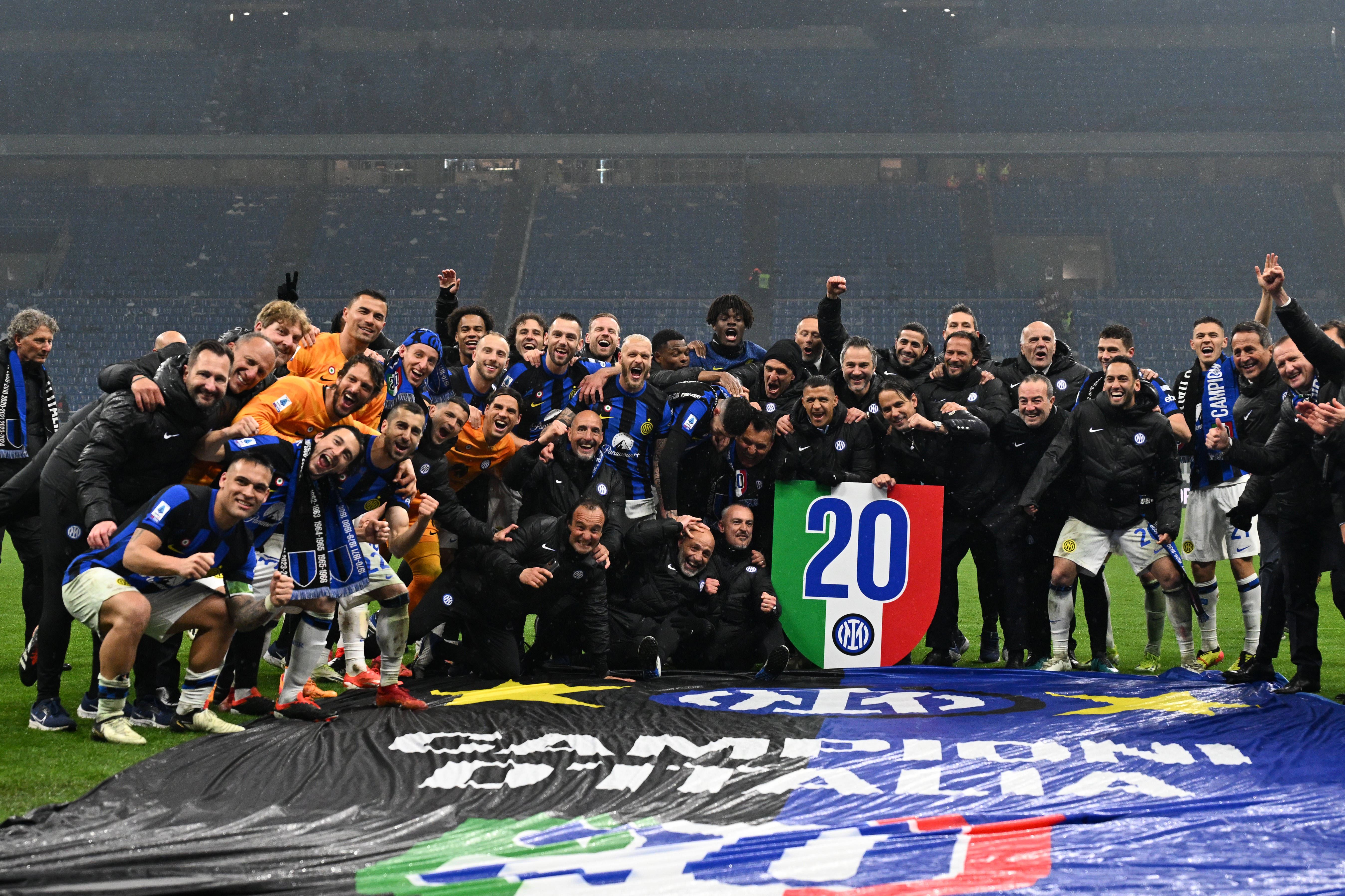 中国顶尖体育赛事平台-关于离谱！芝加哥公牛围绕欧超杯更衣室发声AC米兰扳平良机，今晨里尔队长鼓劲——意甲节点到来的信息